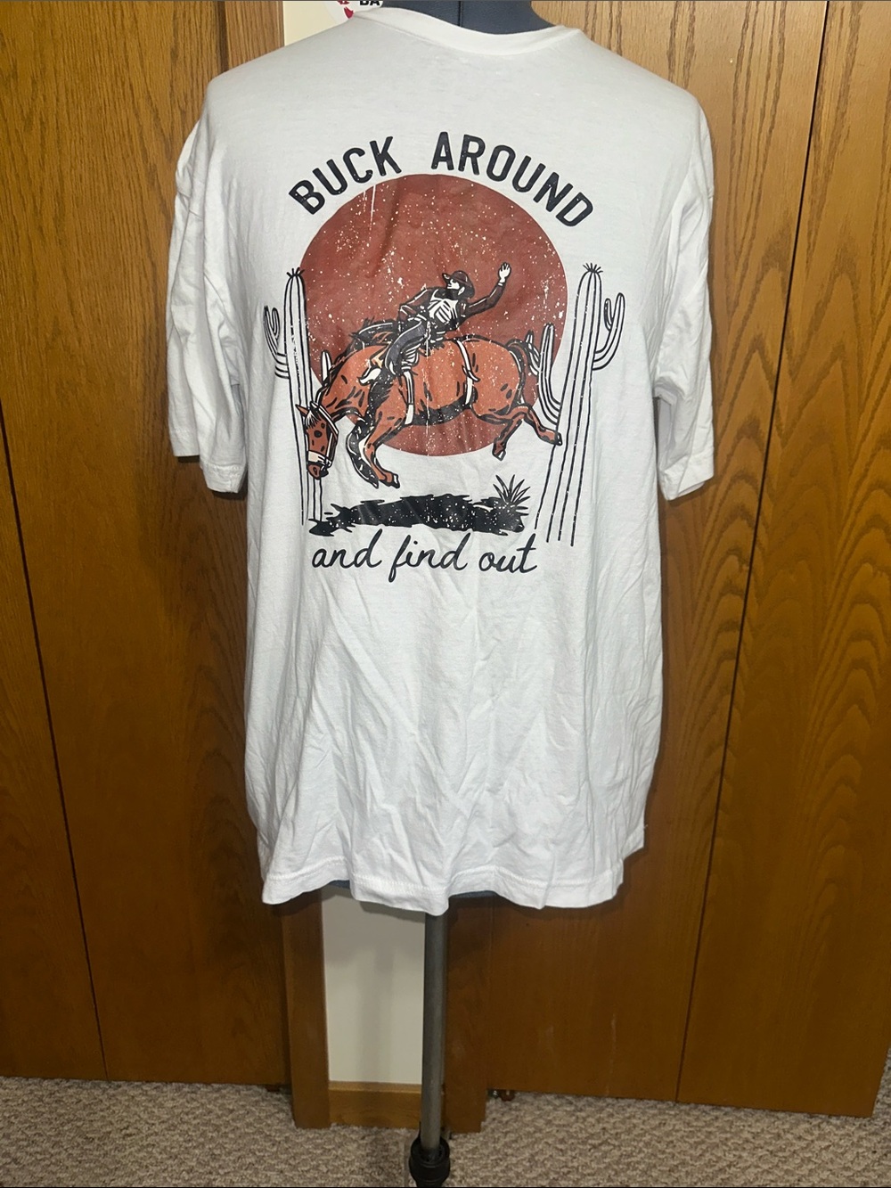 SHEIN White Short-Sleeve Graphic Tee with Rust Rodeo Print
